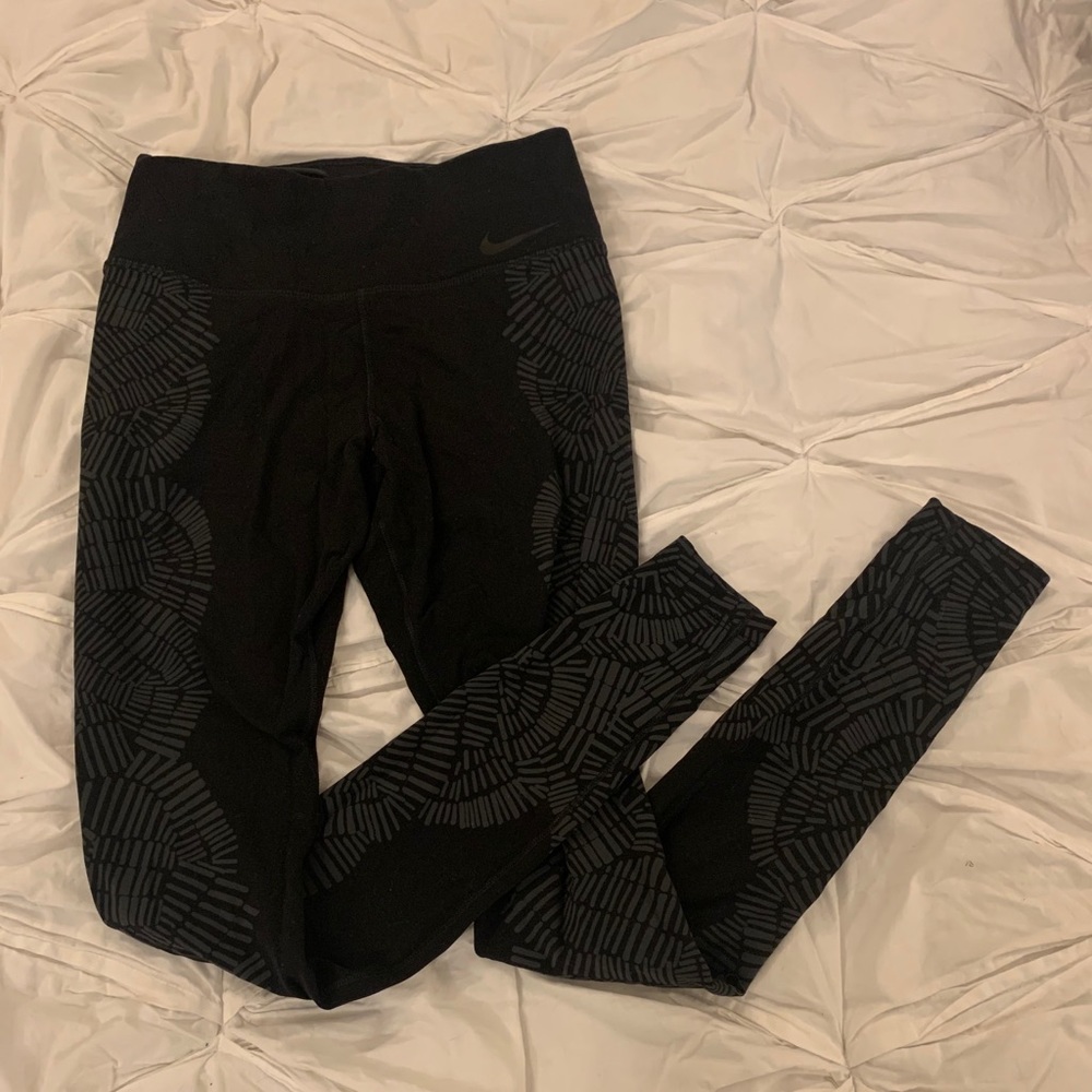 Nike leggings